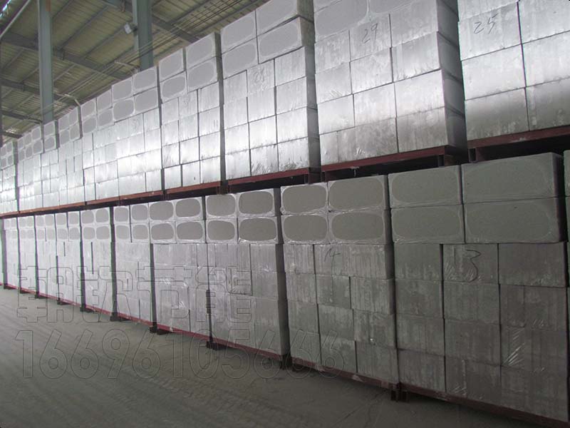 水泥發(fā)泡保溫板